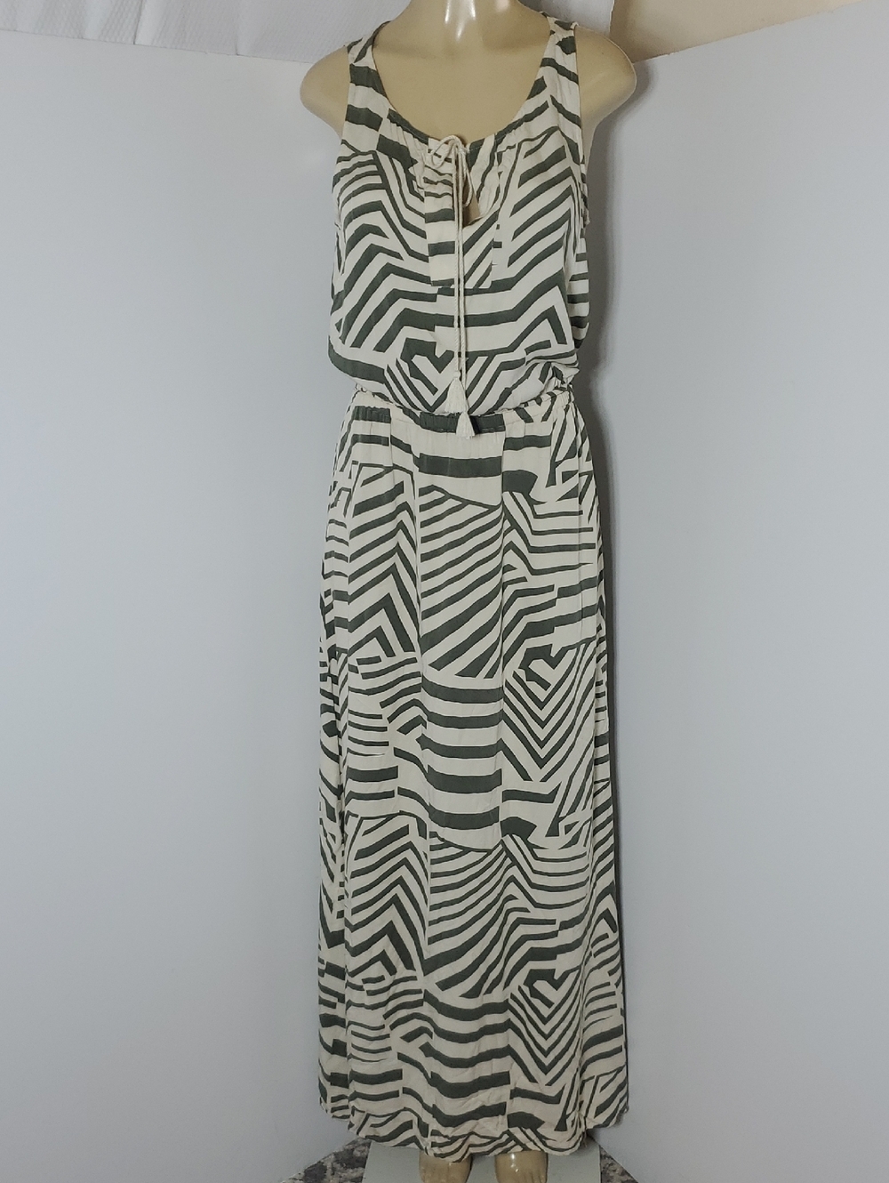 Ann Taylor Sleeveless Geometric Print Maxi Dress Cream and Dark Green Size XS